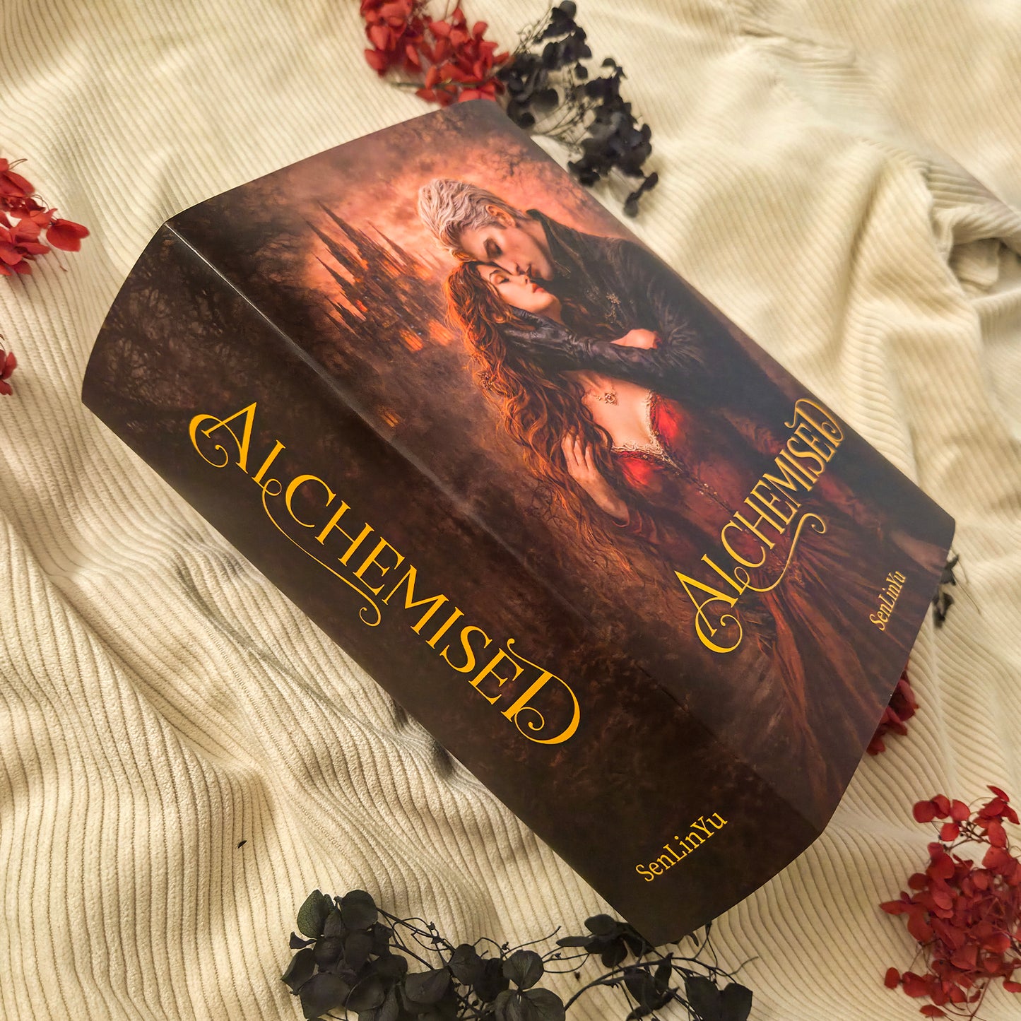 Alchemised - védőborító