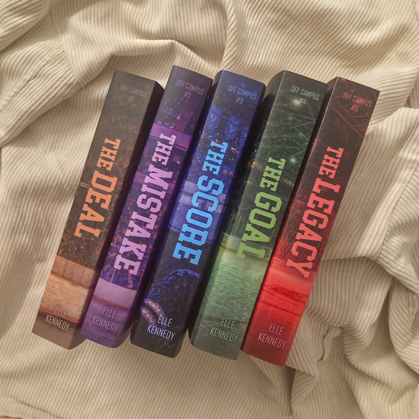Off Campus - dust jacket collection (for English paperback editions)